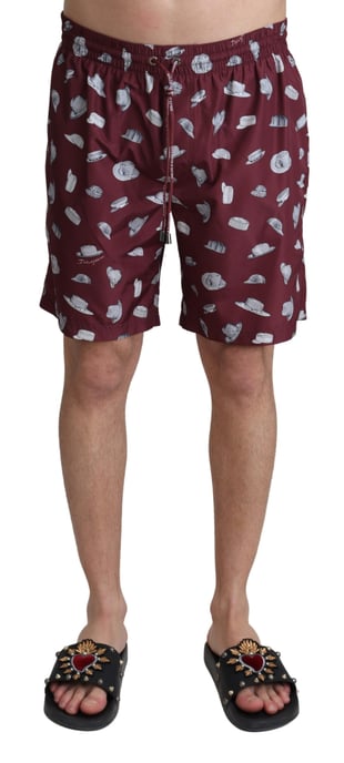Bañador de Playa para Hombre con Estampado de Sombreros en Color Burdeos de Dolce & Gabbana - Image 1