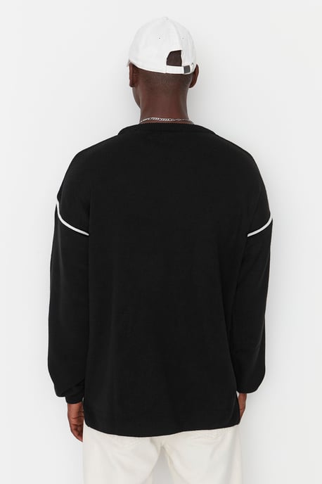 Trendyol Men's Straight Sweater - Image 5