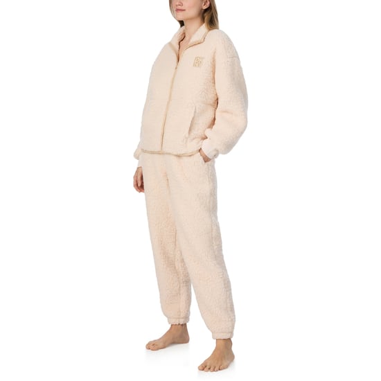 DKNY Conjunto de top con cremallera y jogger de sherpa Crema - Image 3