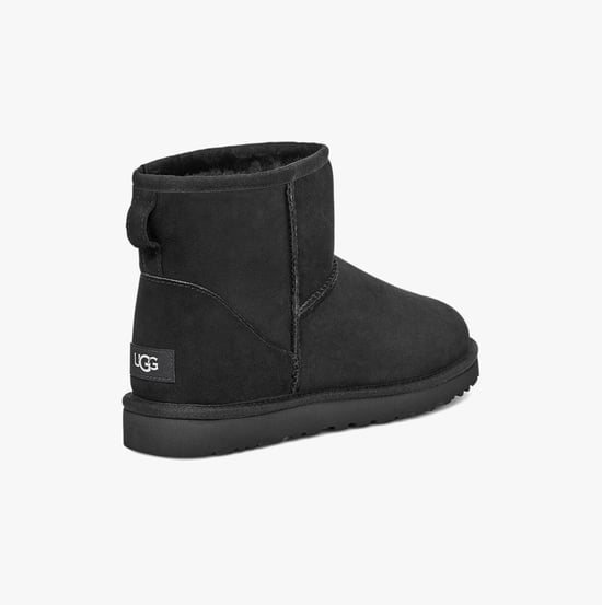 Botas UGG CLASSIC MINI para Hombre Negros - Image 3