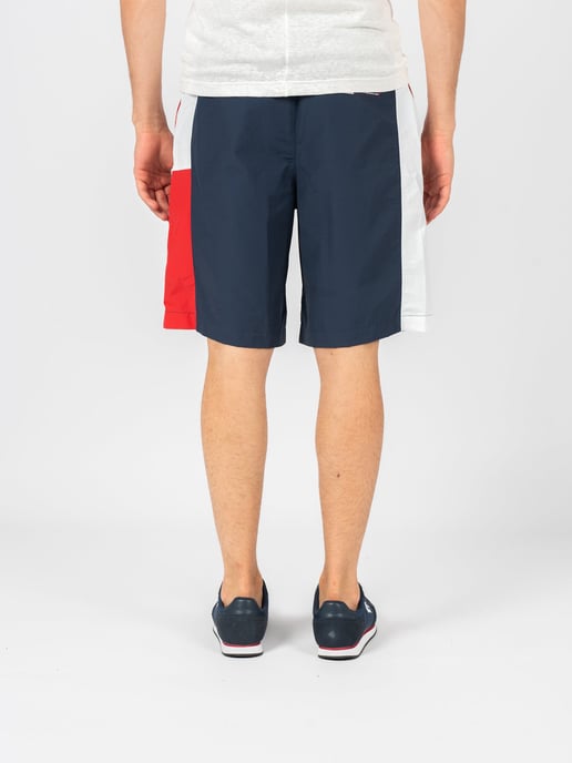 Tommy Jeans Bermudas del hombre Blanco, rojo, azul oscuro - Image 4