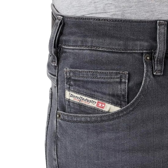 Vaqueros grises de corte tapered D-Yennox de Diesel - Image 4