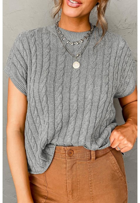 Suéter de punto trenzado gris con cuello redondo y mangas cortas - Image 6