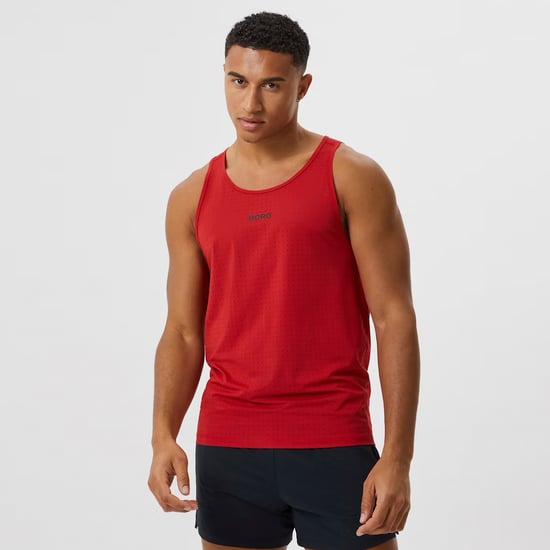 Camiseta sin mangas perforada transpirable y ligera de running para hombre - Image 3