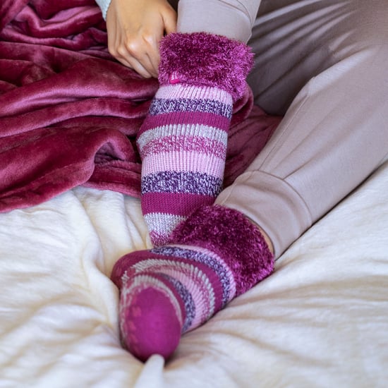 Calcetines de invierno de rayas suaves para mujer - Image 4