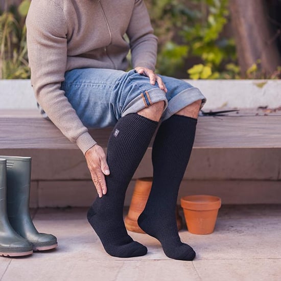 Calcetines térmicos largos para hombre con botas de agua hasta la rodilla - Image 3