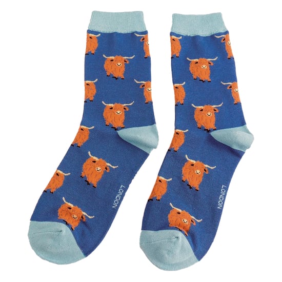 Calcetines de bambú de regalo para los amantes de las vacas. - Image 3