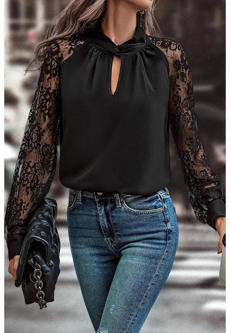 Blusa de manga raglán de encaje floral con escote en forma de llave negra Azura Exchange - Image 1
