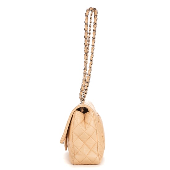 Chanel Timeless flap Jumbo en Beige Piel de becerro - Image 3