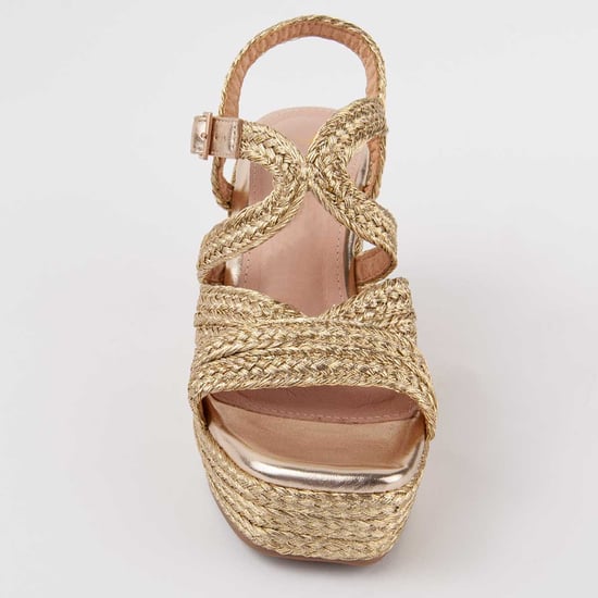 Montevita Sandalia De Cuña Salia7 Dorado - Image 3