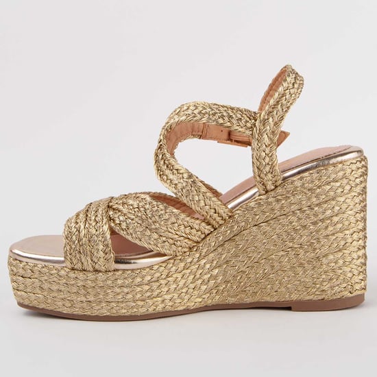 Montevita Sandalia De Cuña Salia7 Dorado - Image 4