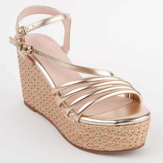 Montevita Sandalia De Cuña Salia10 Dorado - Image 2
