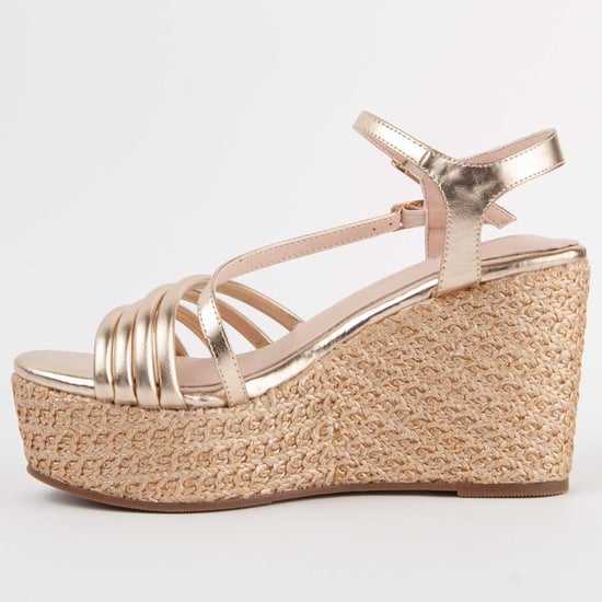 Montevita Sandalia De Cuña Salia10 Dorado - Image 4