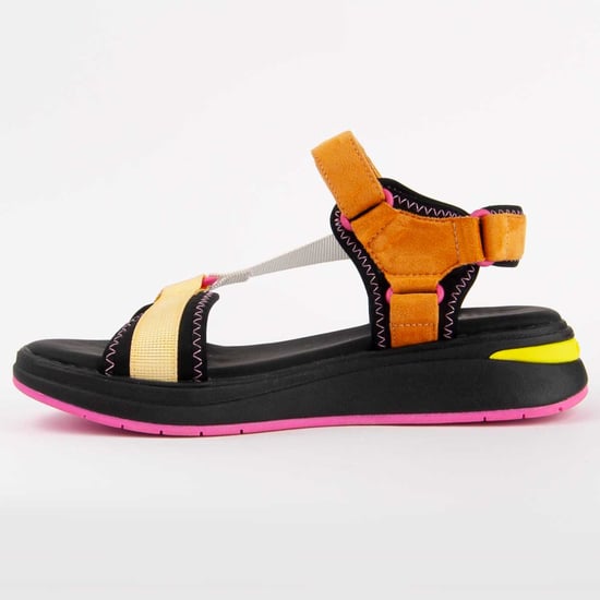 Montevita Sandalia Meilan Amarillo - Image 4
