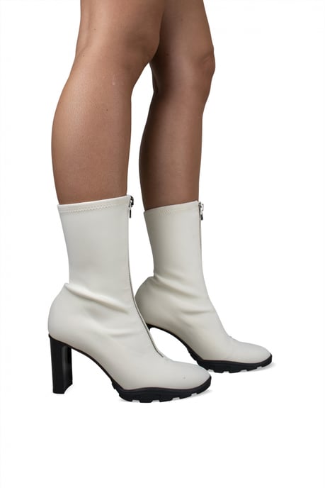 Alexander McQueen Botas Scuba Blanco - Image 2