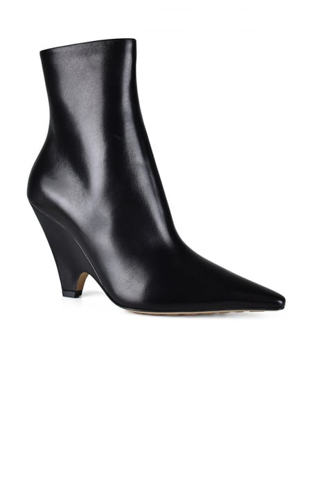 Bottega Veneta Botines Punta Negro - Image 3