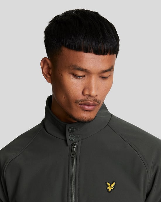 Chaqueta softshell gris metalizado con emblema de la marca Lyle & Scott - Image 4
