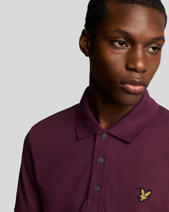 Polo en color burdeos con logo en el pecho Weavers de Lyle & Scott - Image 4