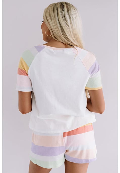Conjunto de Camiseta y Pantalones Cortos de Rayas Arcoíris Blancas - Image 4