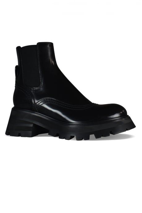 Alexander McQueen Botas Wander Chelsea Negro - Image 3