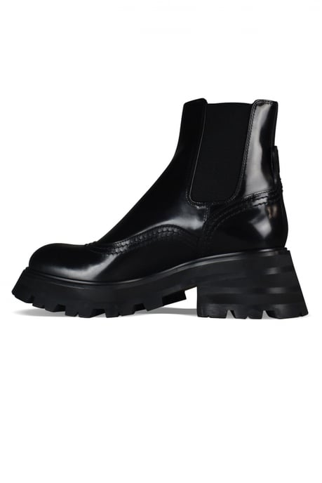 Alexander McQueen Botas Wander Chelsea Negro - Image 4