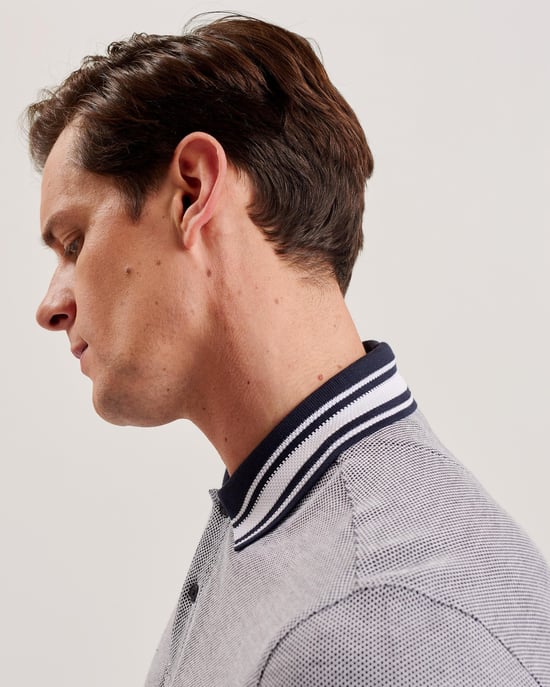 Polo Texturizado de Ajuste Regular para Hombre Ted Baker Phenes - Image 3