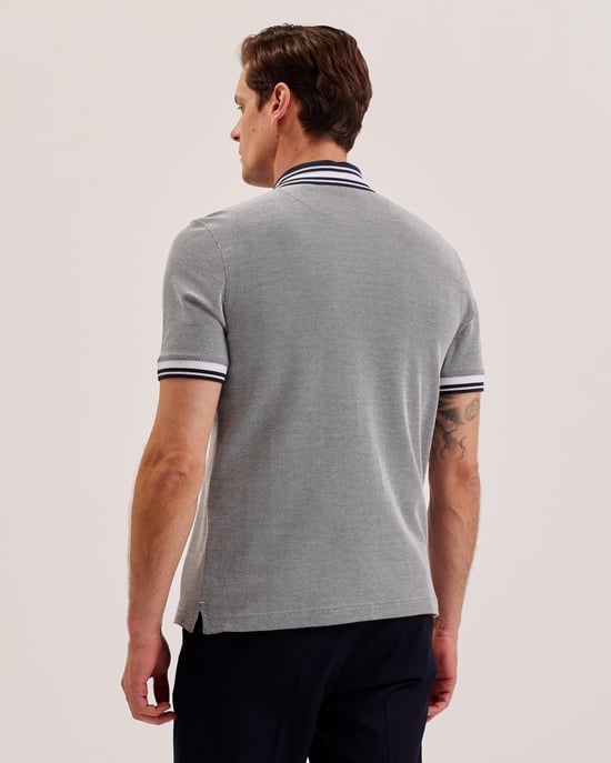 Polo Texturizado de Ajuste Regular para Hombre Ted Baker Phenes - Image 4