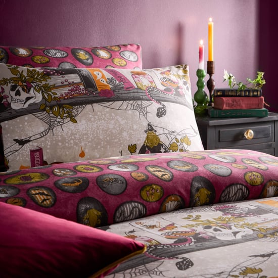Conjunto de Edredón Reversible Impreso Cuentos de Brujas Furn - Image 2