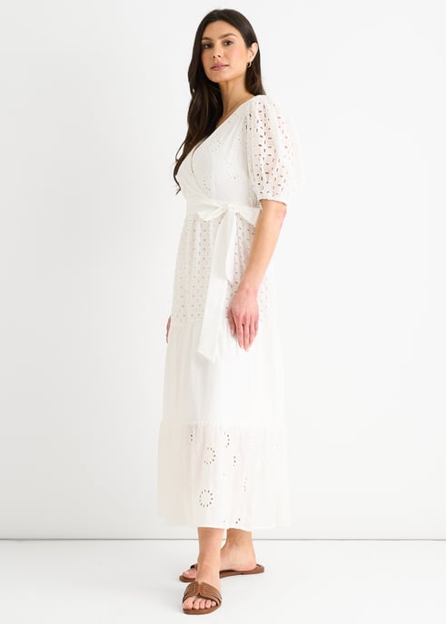 Vestido blanco con cinturón y broderie de algodón - Image 3
