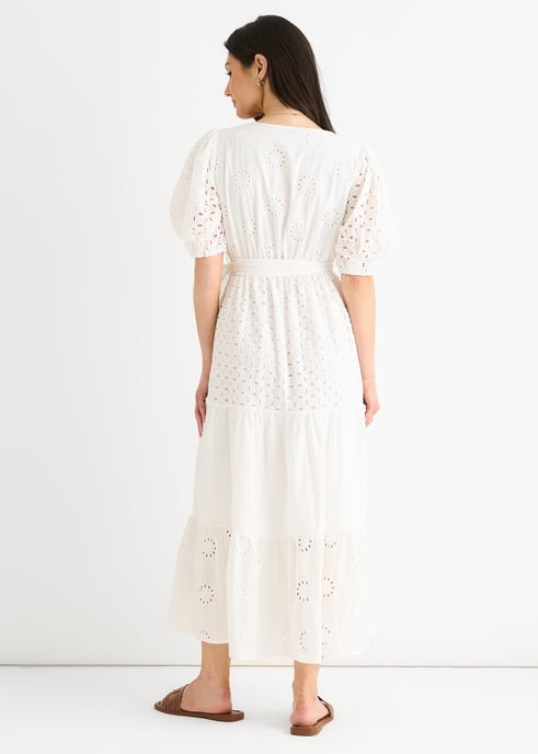 Vestido blanco con cinturón y broderie de algodón - Image 4