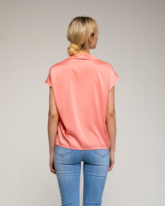 Blusa con cuello pico y solapas - Image 2