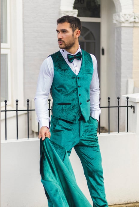 Traje de etiqueta formal de terciopelo verde para hombre de 3 piezas - Image 5