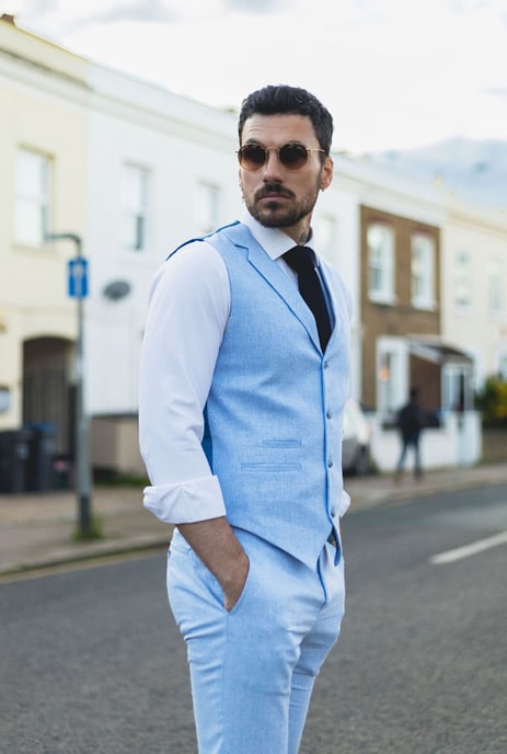 Conjunto de dos piezas de verano para hombre, chaleco y pantalones formales de lino azul claro - Image 5