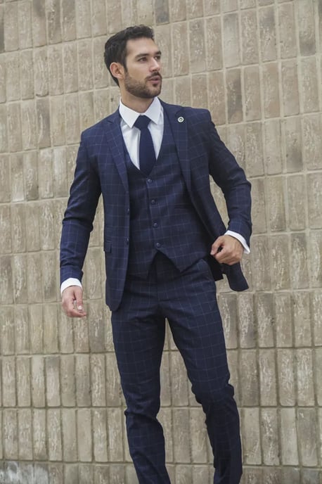 Traje de 3 piezas para hombre a cuadros en azul marino, corte entallado - Image 2