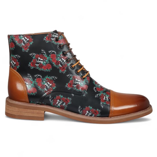 Botines Oxford de piel con estampado floral y calavera marrón de Justin Reess para hombre - Adam Skull - Image 1