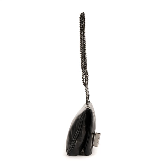 Chanel Giant Lock Reissue Mademoiselle Flap en Negro Piel de becerro - Image 5