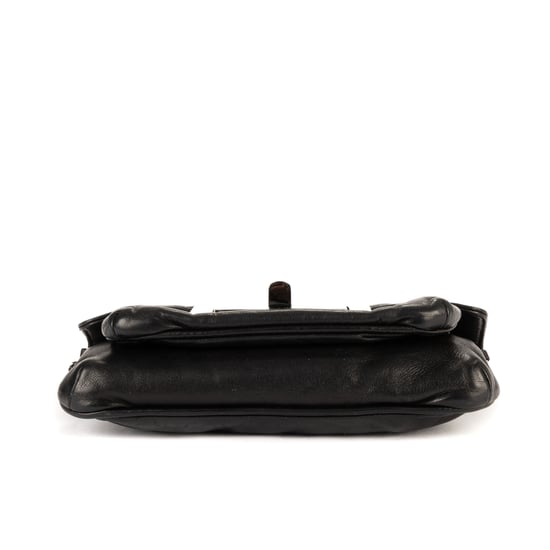 Chanel Giant Lock Reissue Mademoiselle Flap en Negro Piel de becerro - Image 6