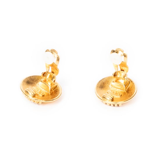 Chanel CC Crown Round Clip On Earrings en Oro Acero inoxidable sin níquel - Image 3