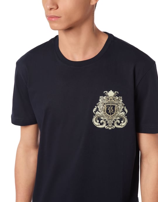 Camiseta Cuello Redondo Ss Crest Baroque - Image 3