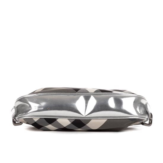 Burberry Baguette  en Gris Lienzo - Image 6