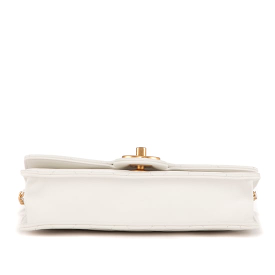 Chanel Vintage Pearl Wallet on Chain  en Blanco Piel de becerro - Image 6