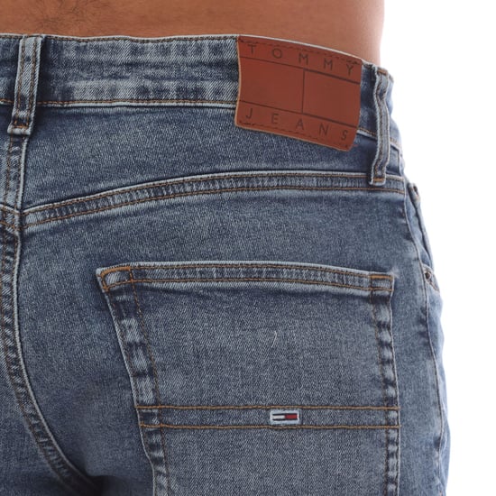 Jeans de hombre Tommy Hilfiger Scanton con bordado de bandera en azul, corte slim-fit - Image 4