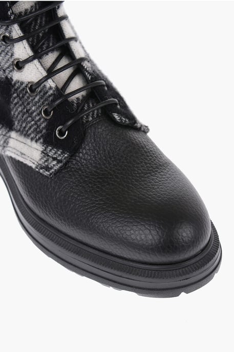 Botas de combate de lana y piel texturizada con cuadros de búfalo en blanco y negro - Image 4