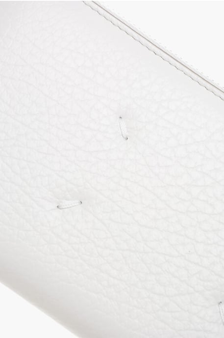 Cartera MM11 de piel texturizada con cremallera en color blanco - Image 4