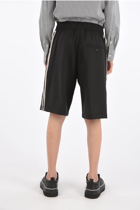 Pantalones cortos con cordón en negro - Image 2