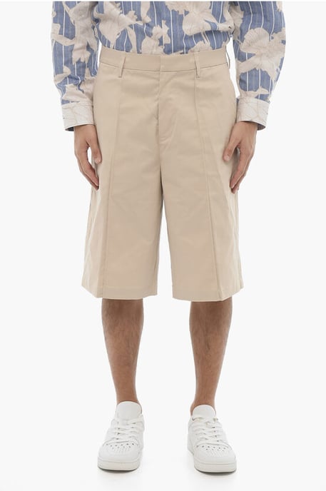 Bermudas rectas de color liso en beige - Image 1