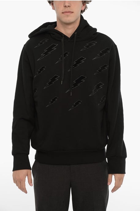 Sudadera con capucha Easy Fit con rayo de terciopelo en negro - Image 1