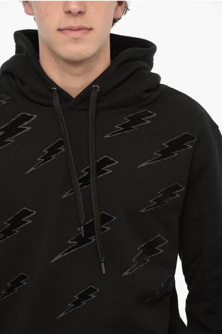 Sudadera con capucha Easy Fit con rayo de terciopelo en negro - Image 3