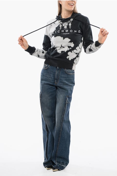Sudadera con capucha HIMEJI con aplicación de joya en negro - Image 4