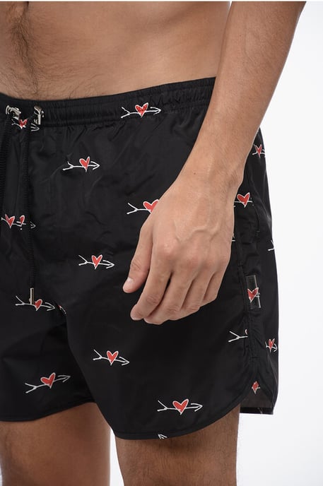Shorts de baño estampados CUPID en Nero, Rosso - Image 3